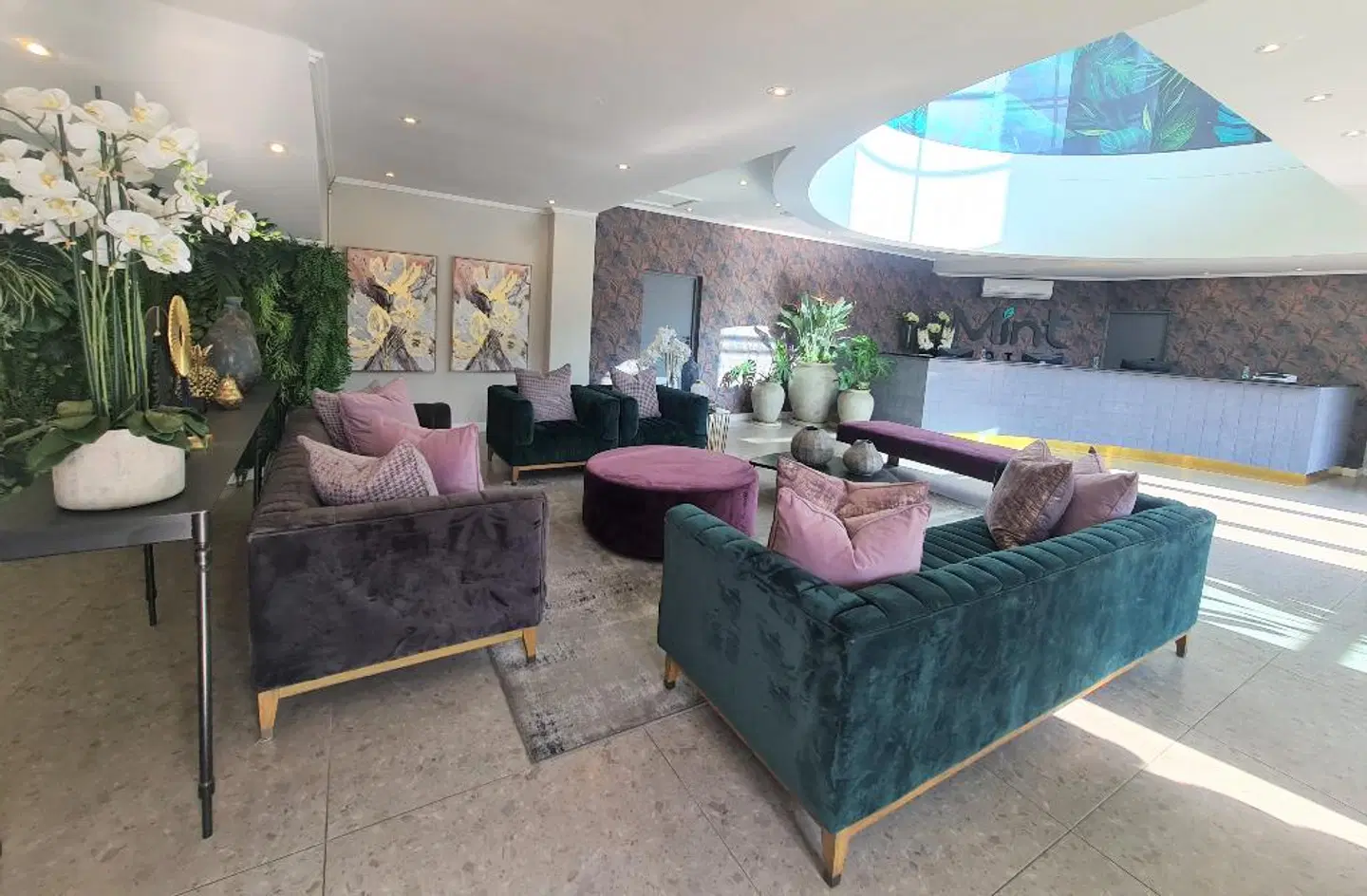 MINT Hotel 84 On Katherine LOUNGE_LOBBY