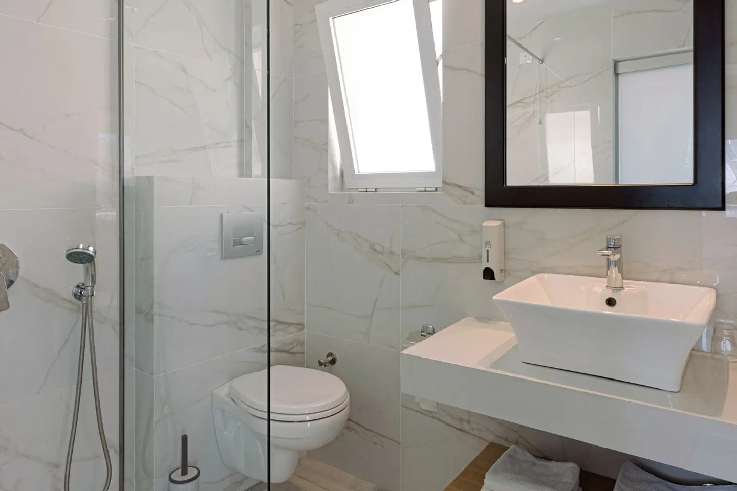 Ormos Atalia Village Badezimmer