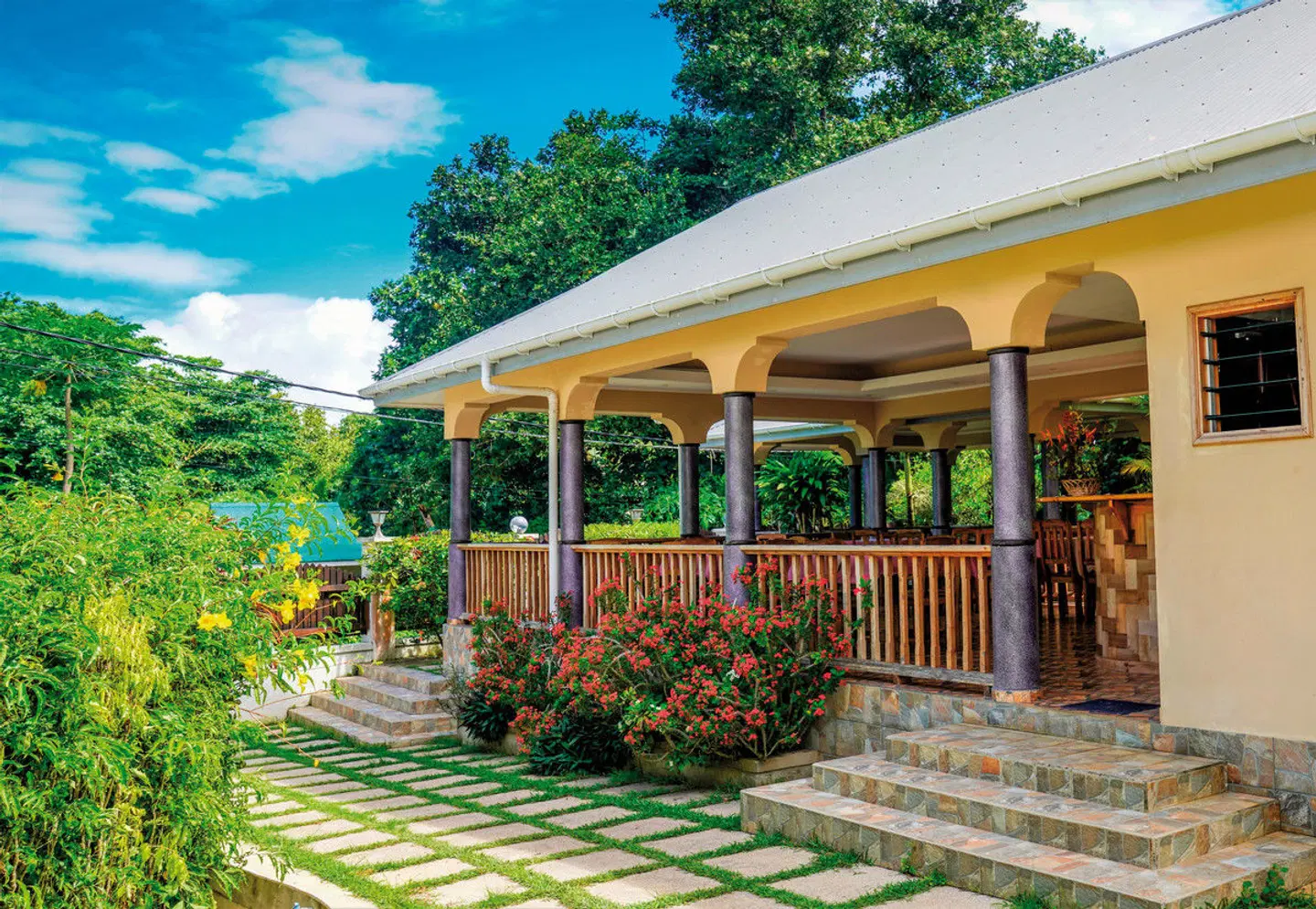 Bernique Guesthouse Garten