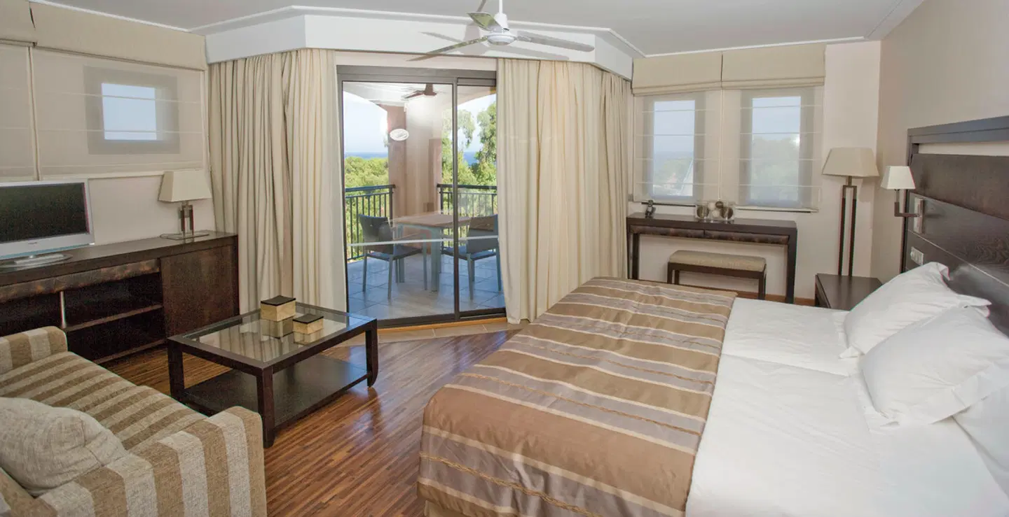 Insotel Fenicia Prestige Suites & Spa ROOM_EXAMPLE