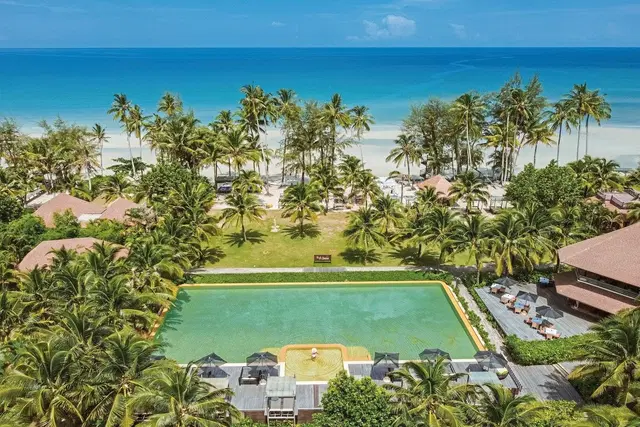 High Season Pool Villa & Spa OUTDOOR_POOL