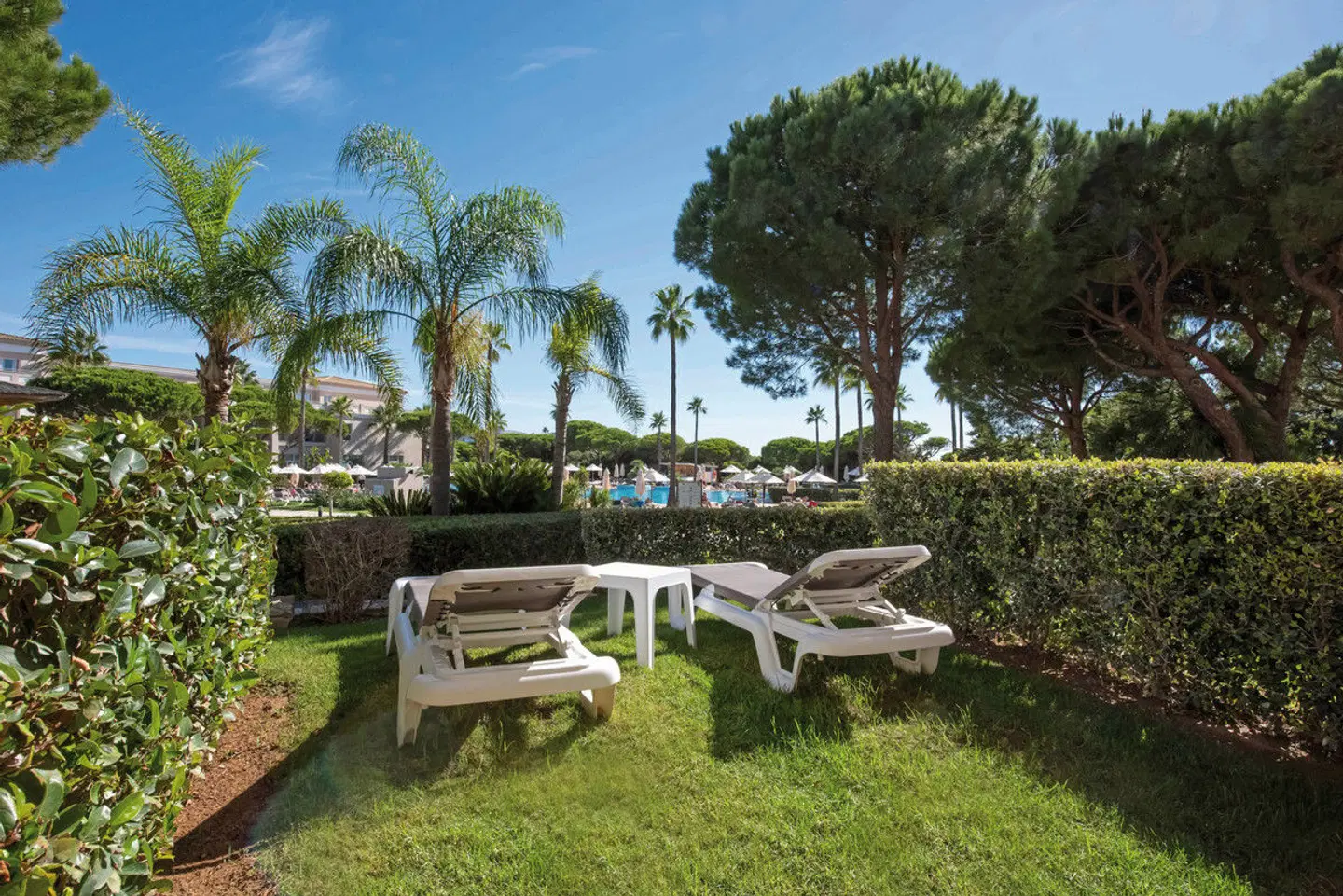 Valentín Sancti Petri Spa GARDEN