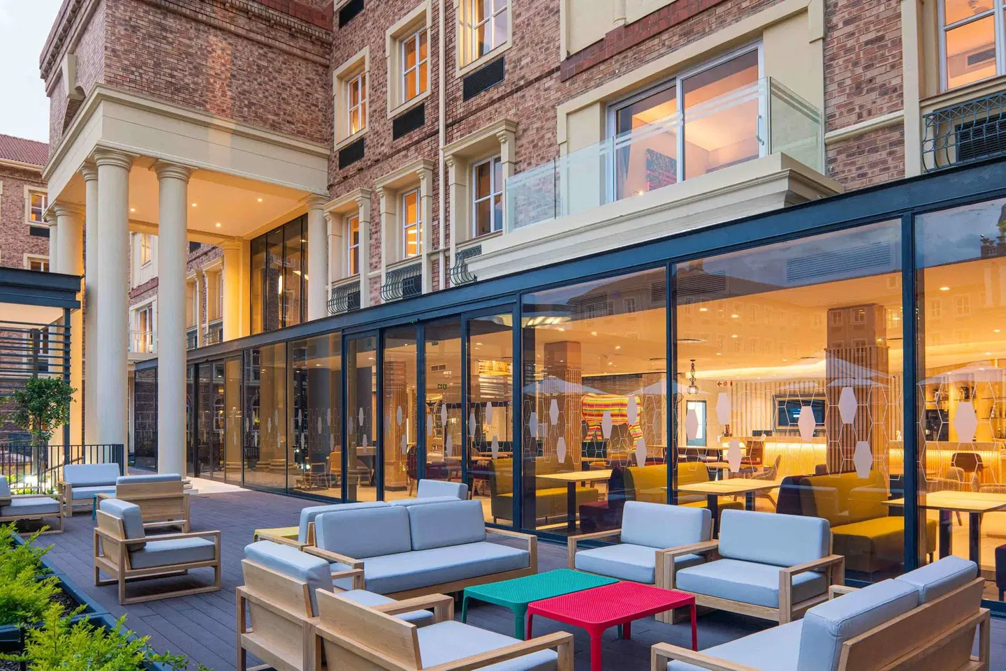 Hampton By Hilton Sandton Grayston LOUNGE_LOBBY