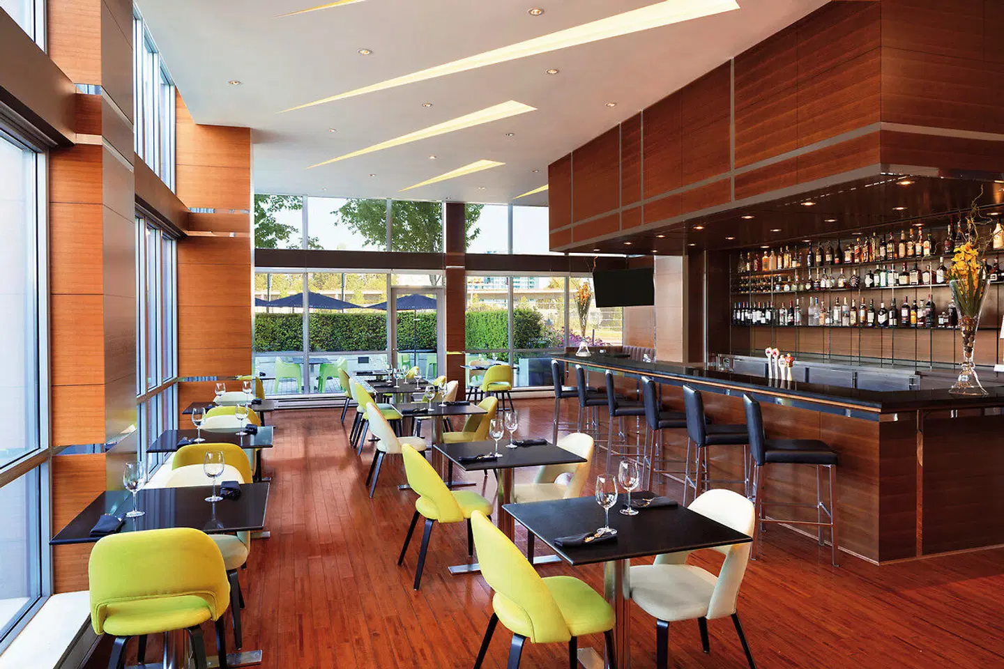 The Westin Wall Centre Vancouver Airport Restaurant