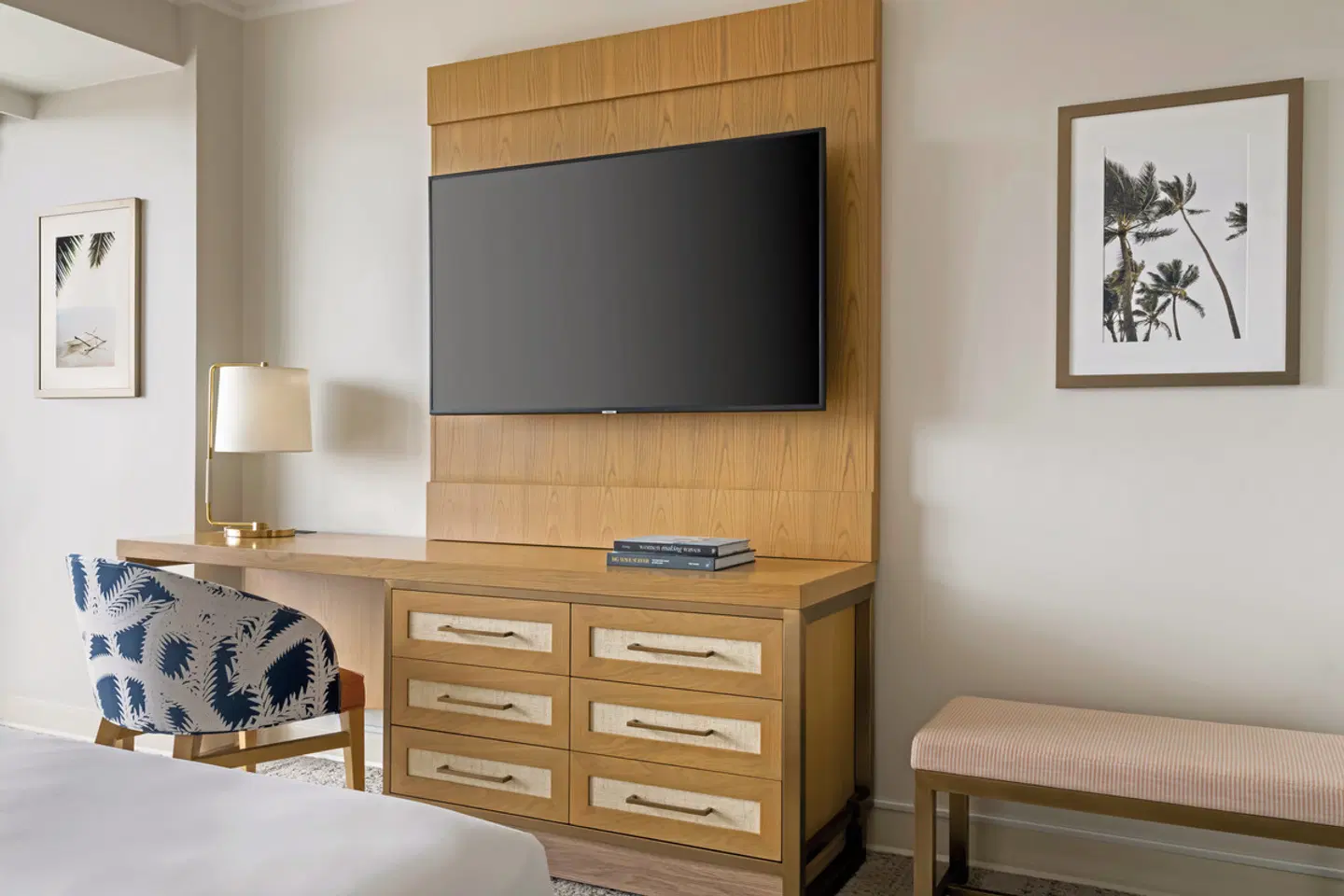 Sheraton Princess Kaiulani ROOM_EXAMPLE