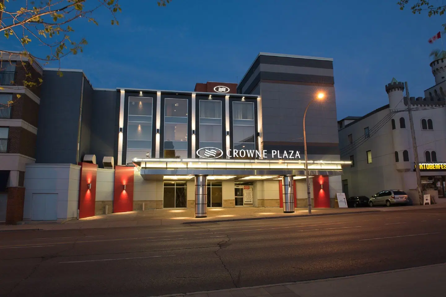 Crowne Plaza Kitchener-Waterloo by IHG EXTERIOR