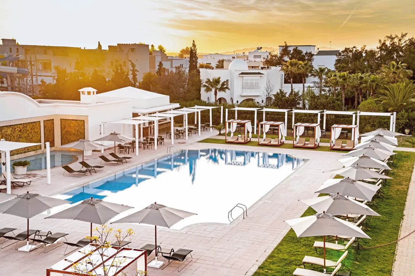 TMK Flora Park OUTDOOR_POOL