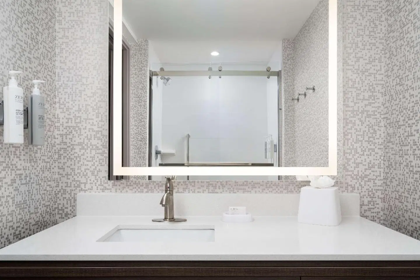 Home2 Suites by Hilton Winter Haven Badezimmer