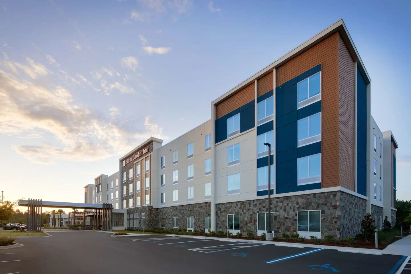 Hilton Garden Inn Panama City Airport EXTERIOR