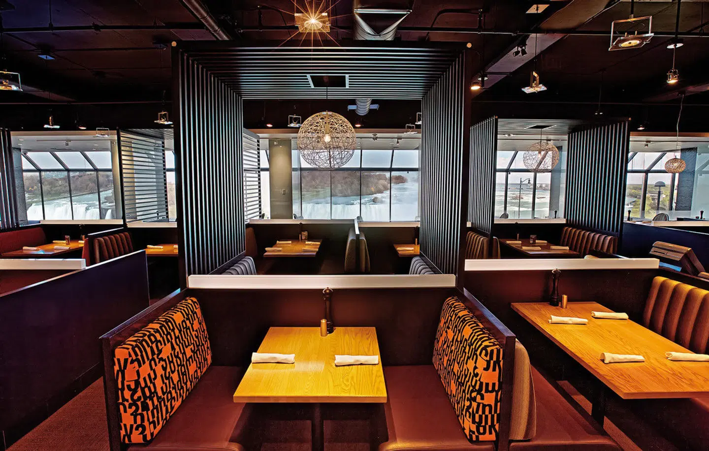 Niagara Falls Marriott on the Falls ROOM_EXAMPLE