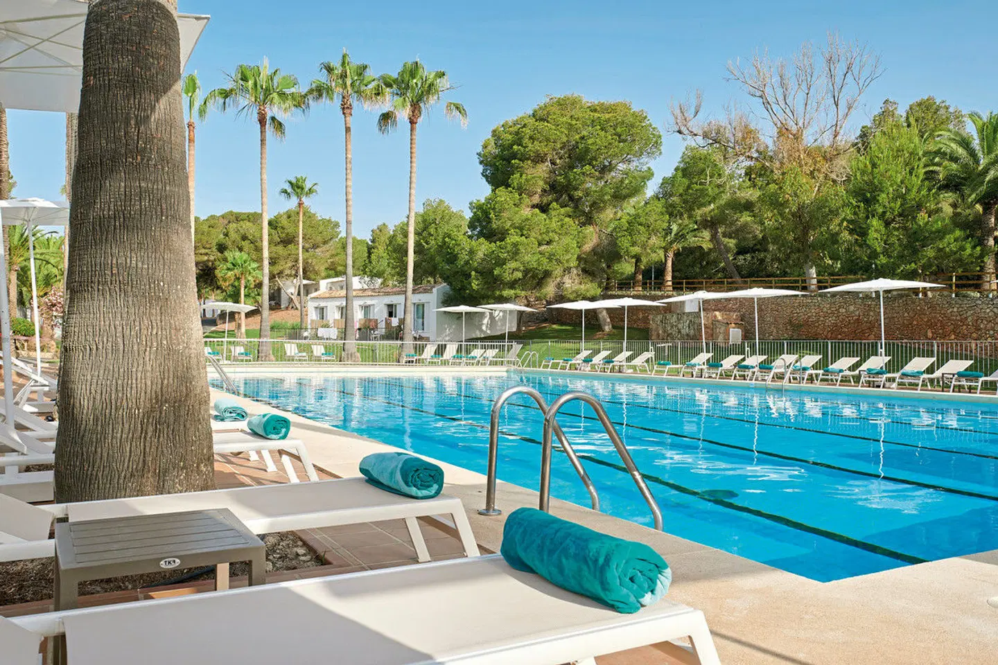 Iberostar Waves Cala Domingos OUTDOOR_POOL