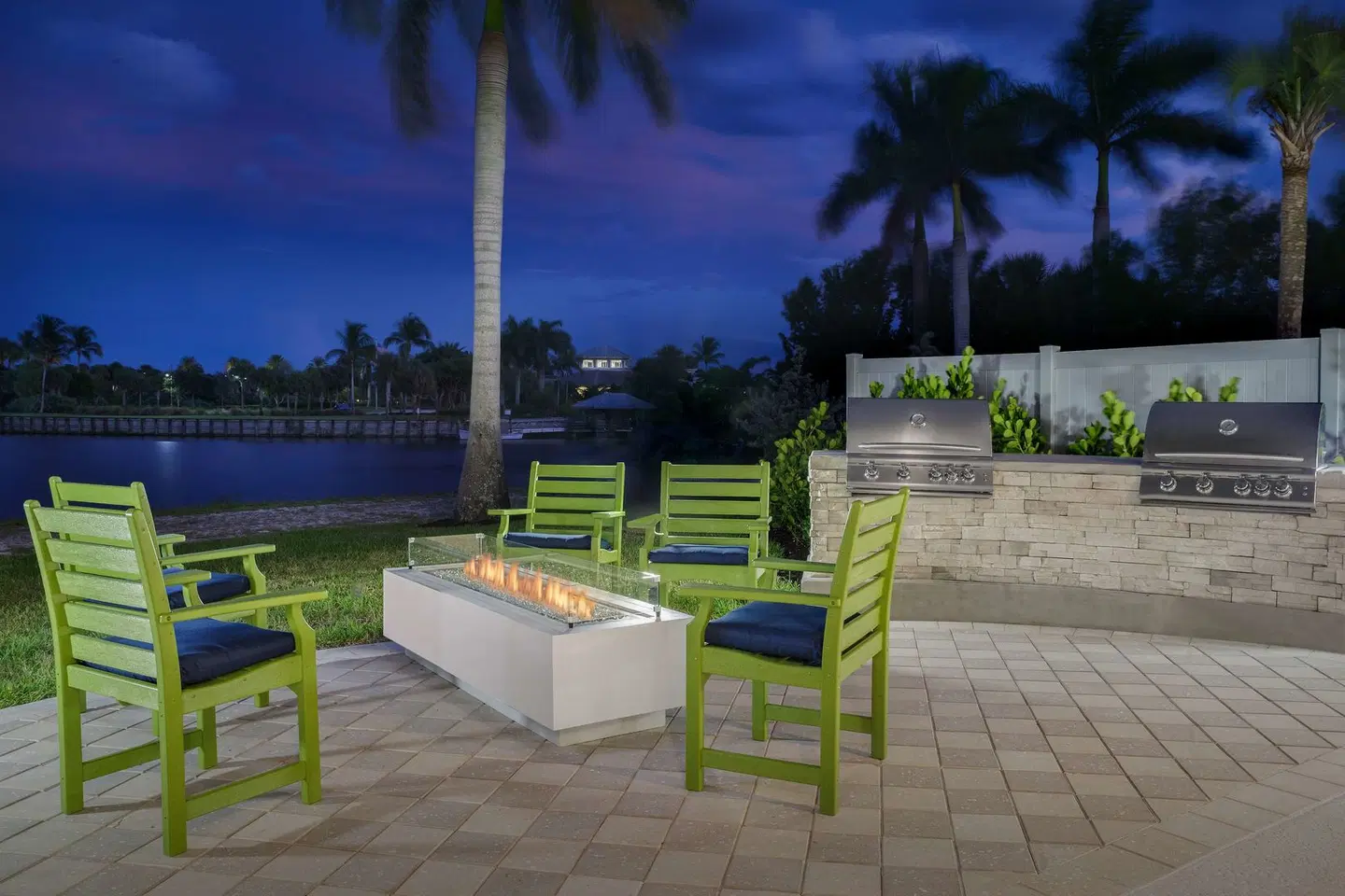 Hampton Inn & Suites Naples South Terrasse
