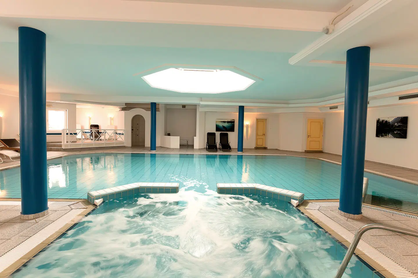 Hotel Elements Hallenbad