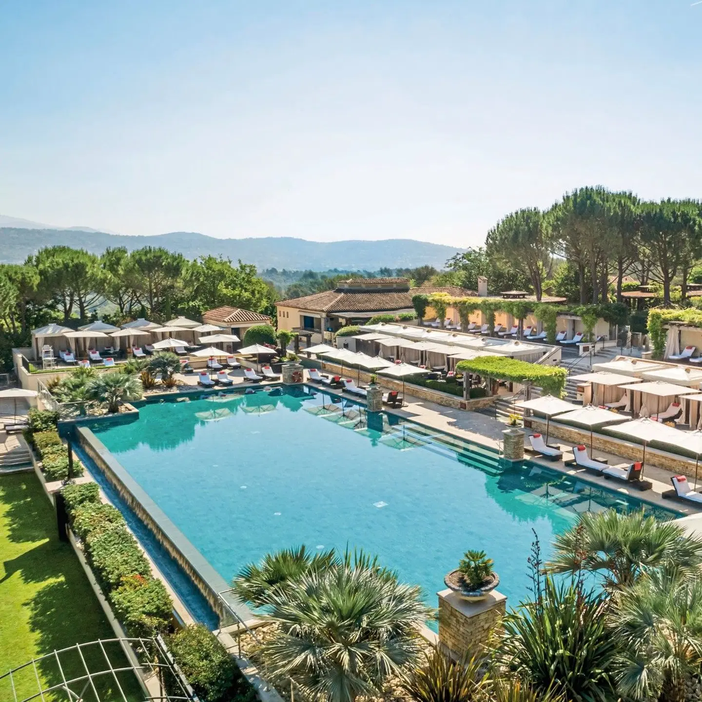 Terre Blanche Hôtel Spa Golf Resort OUTDOOR_POOL