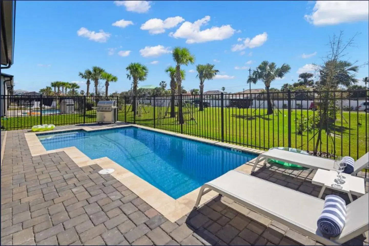 Villatel at Harbor Island Resort OUTDOOR_POOL