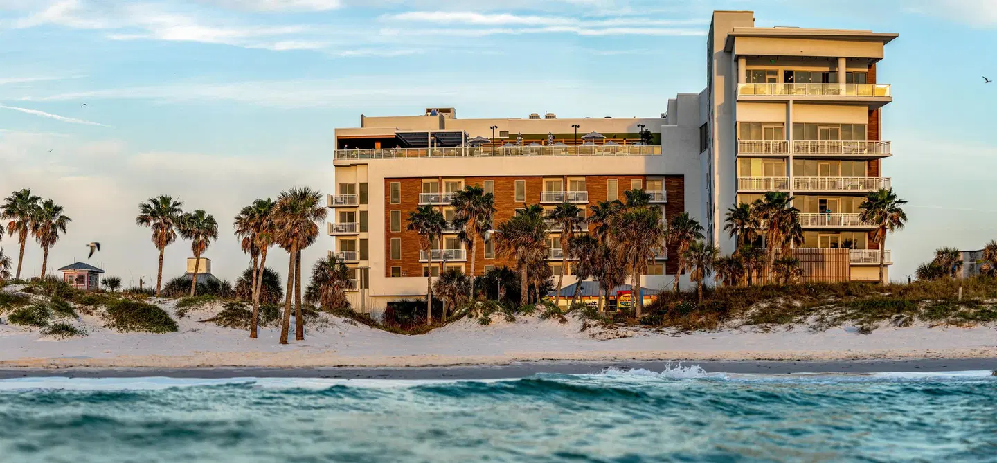 The Hiatus Clearwater Beach, Curio Collection by Hilton EXTERIOR