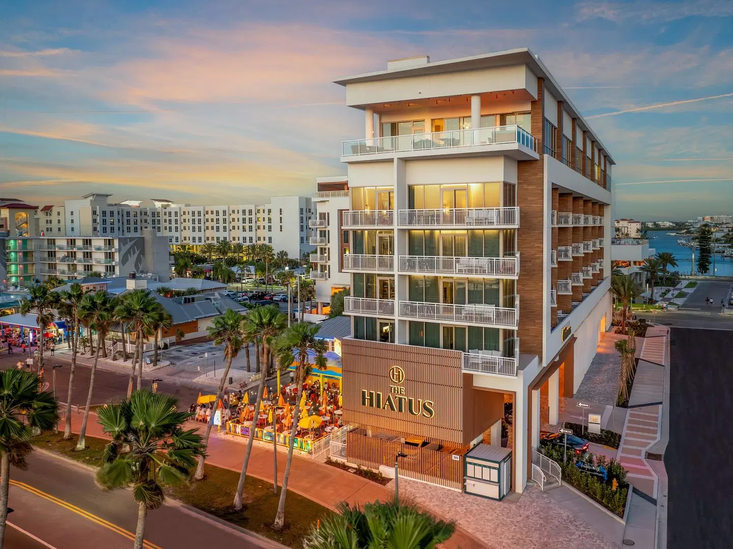 The Hiatus Clearwater Beach, Curio Collection by Hilton EXTERIOR
