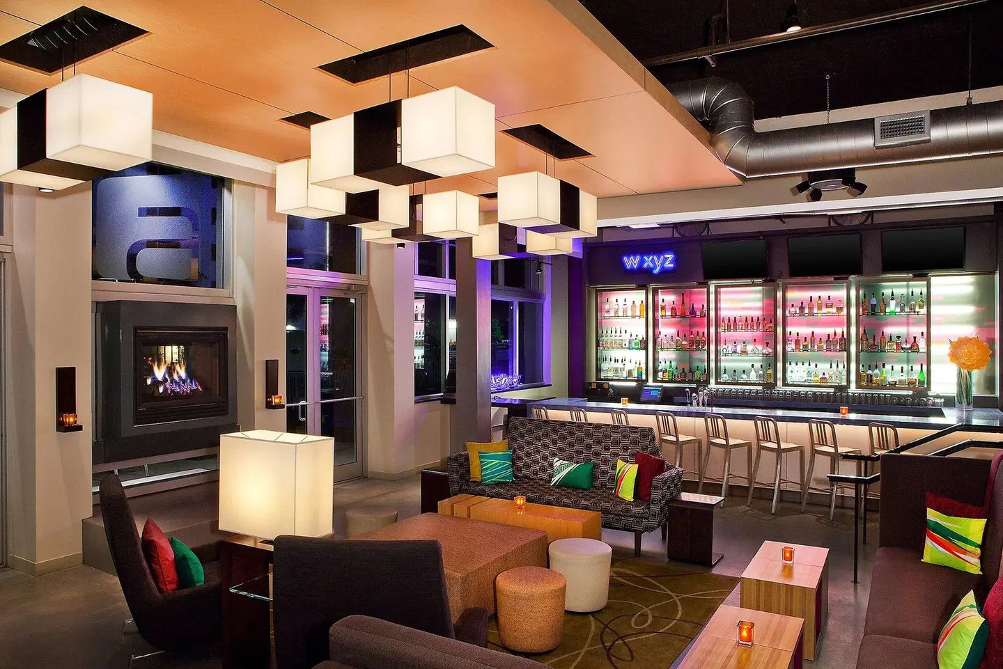 Aloft Miami Doral Bar
