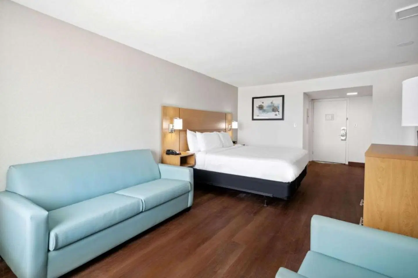 Chateau Beachfront Hotel, A By The Sea Resort ROOM_EXAMPLE