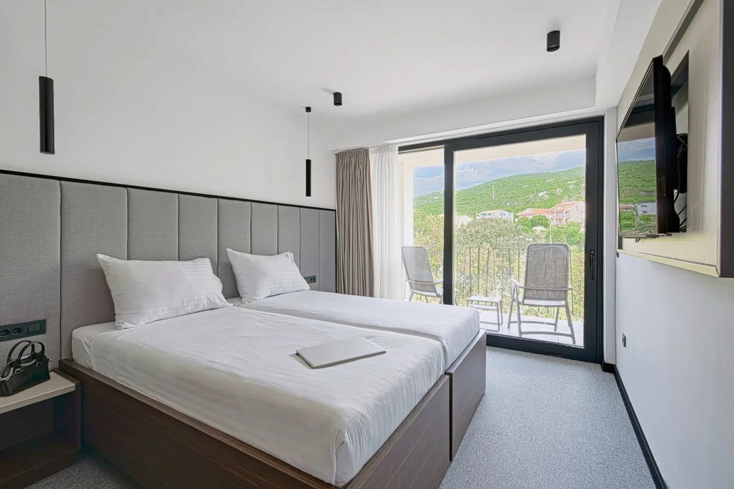 Ad Turres ROOM_EXAMPLE