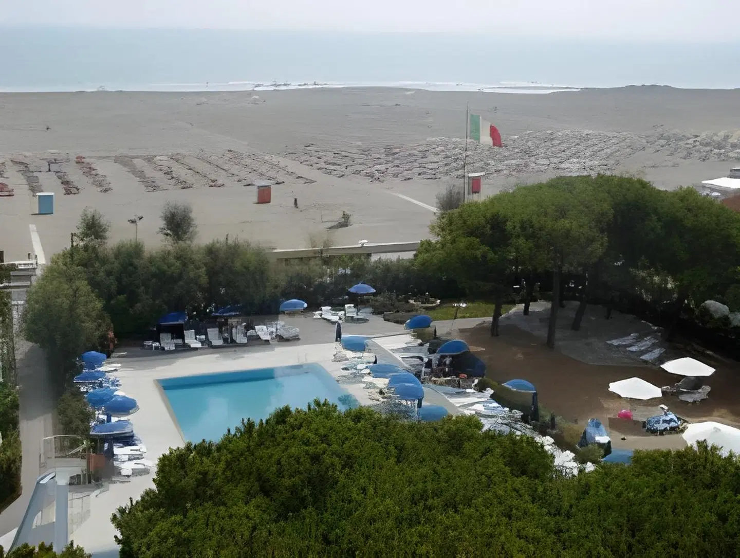 Fantinello Hotel OUTDOOR_POOL