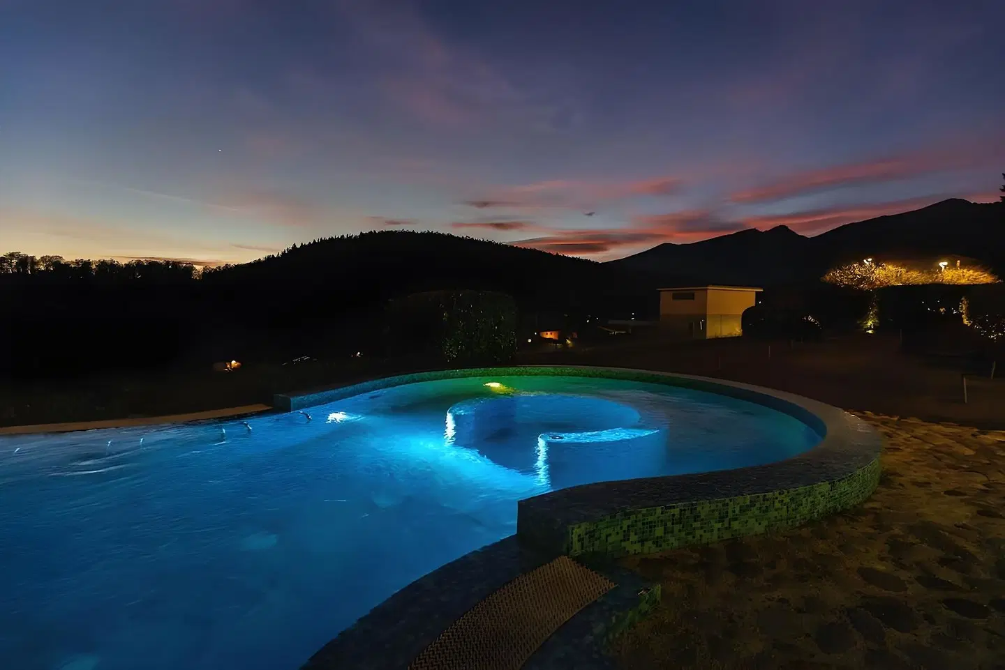 Kurhaus Cademario OUTDOOR_POOL