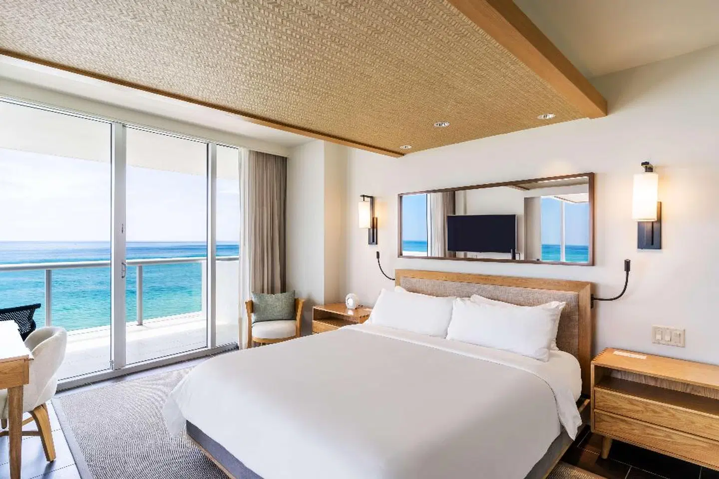 Eden Roc Miami Beach ROOM_EXAMPLE