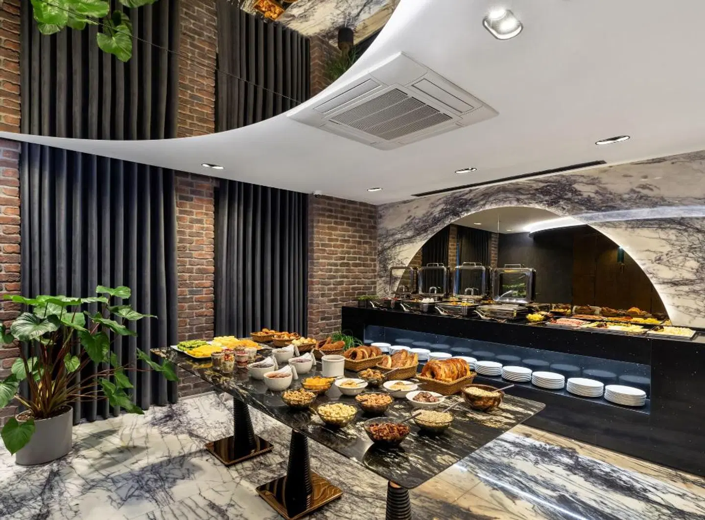 Nex Hotels Istanbul Hallenbad