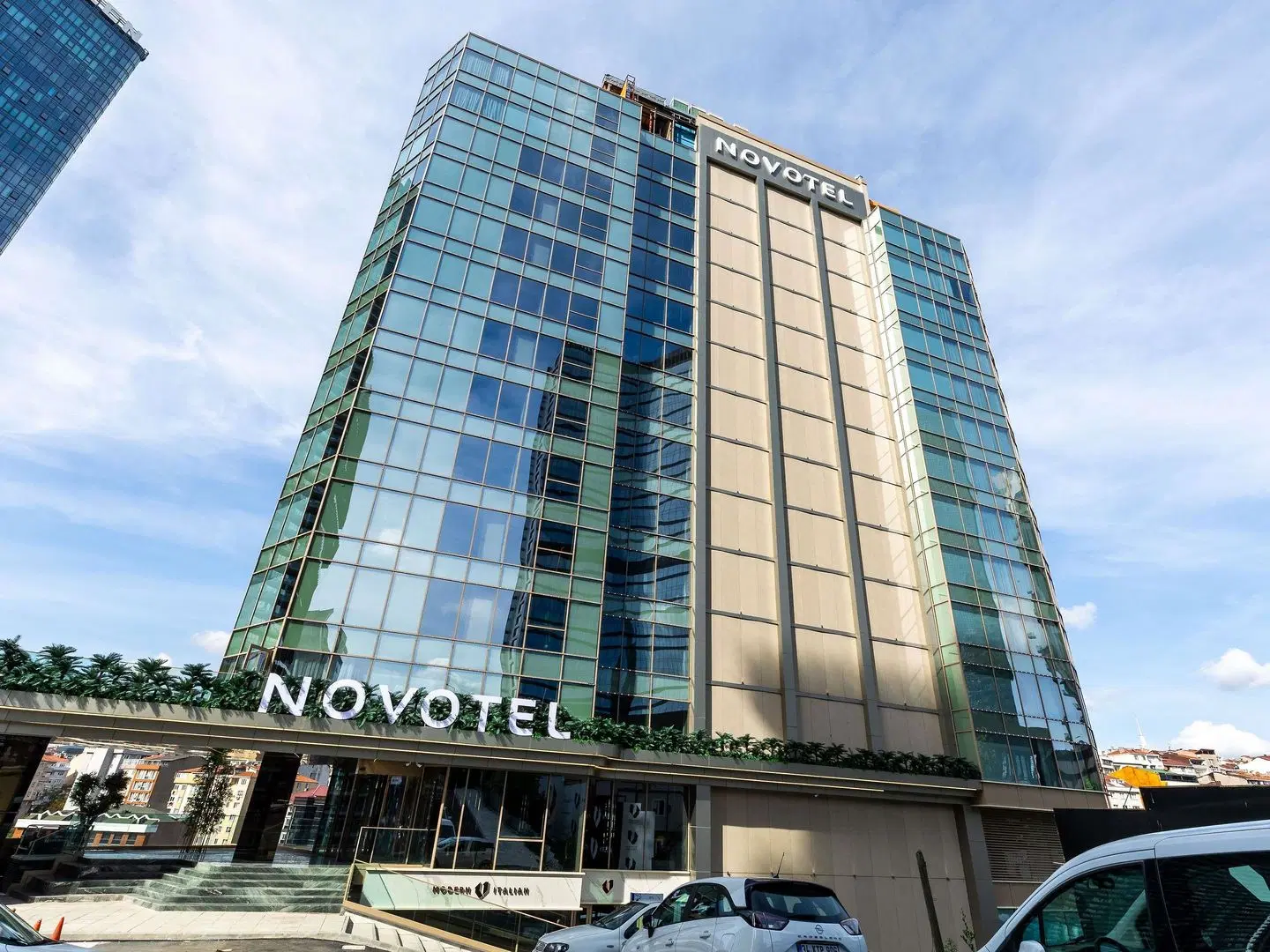 Novotel Istanbul Bomonti EXTERIOR