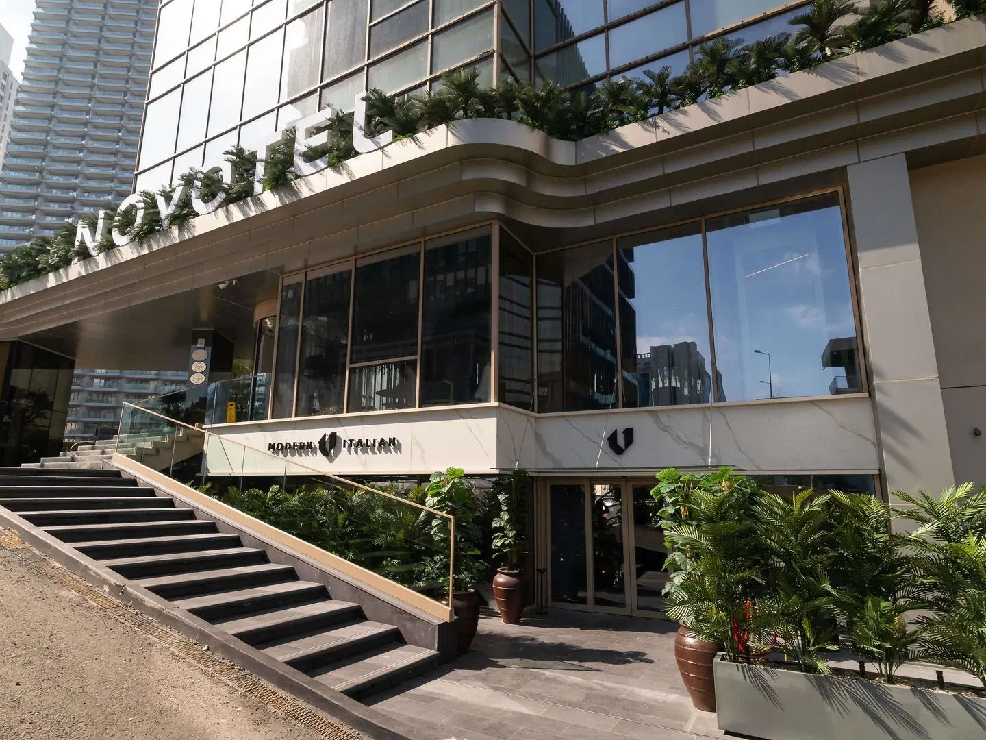 Novotel Istanbul Bomonti EXTERIOR