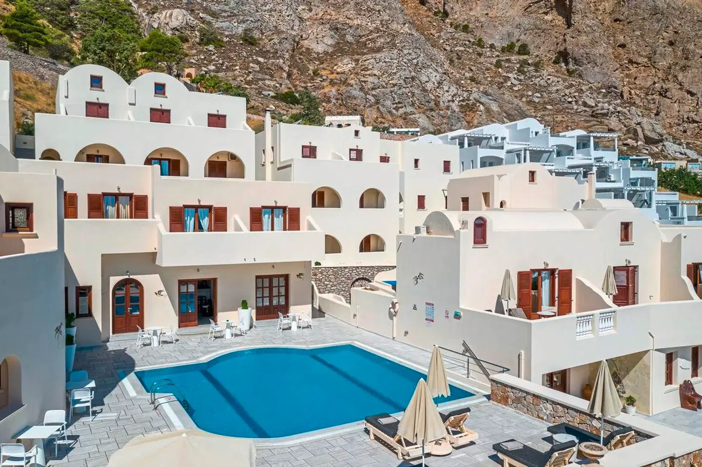 Epavlis Hotel & Spa OUTDOOR_POOL