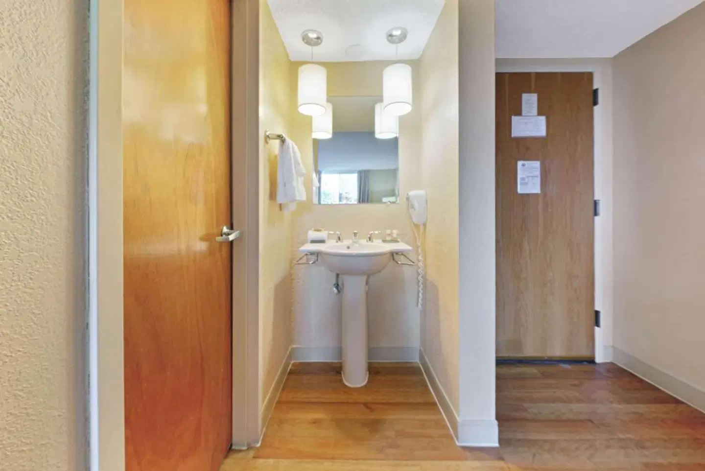 La Quinta Inn & Suites University Drive South Badezimmer