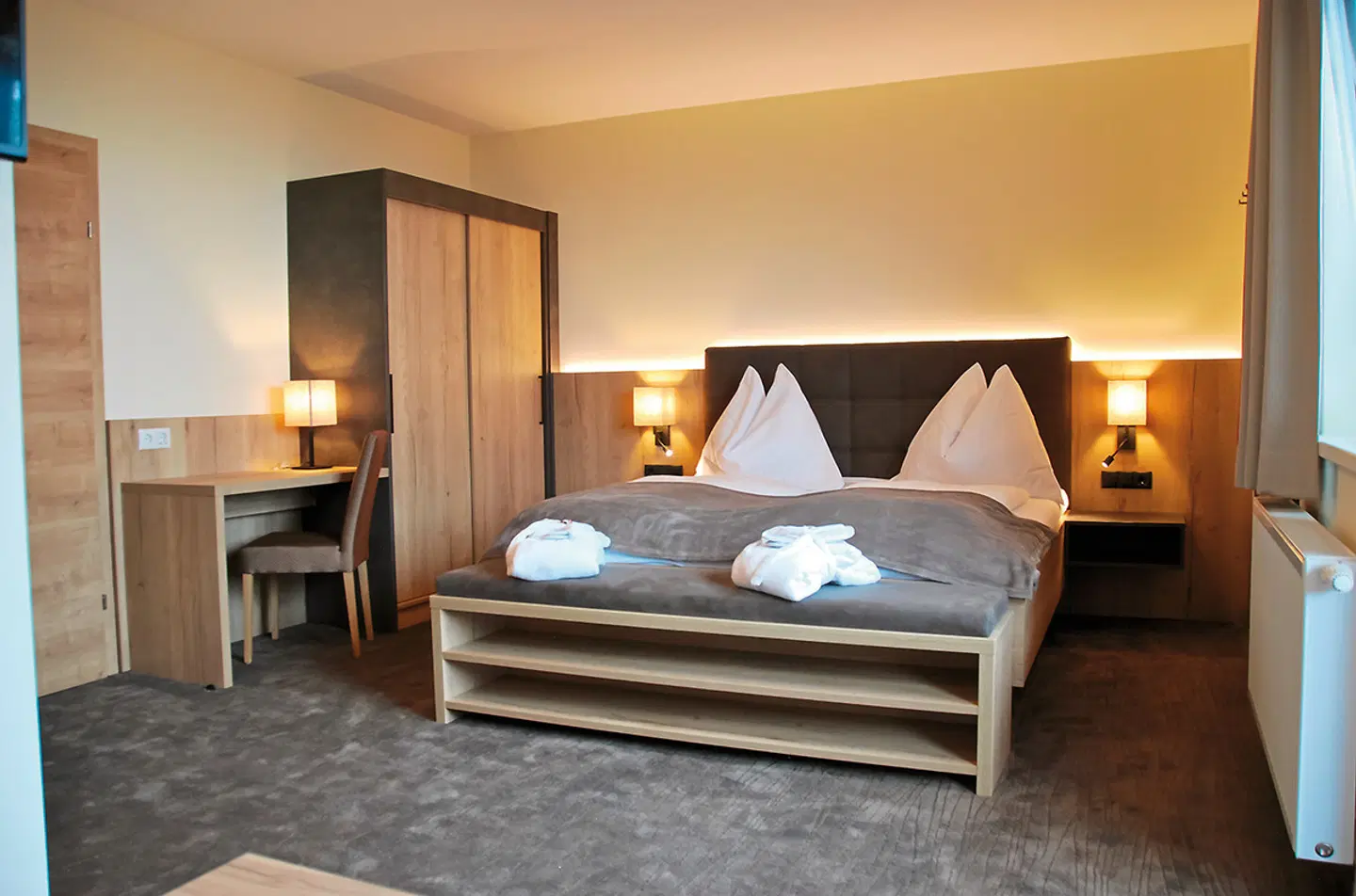 Hotel Restaurant Pariente ROOM_EXAMPLE