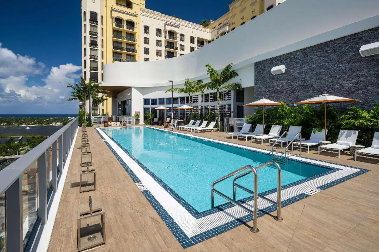 Canopy by Hilton West Palm Beach Downtown OUTDOOR_POOL