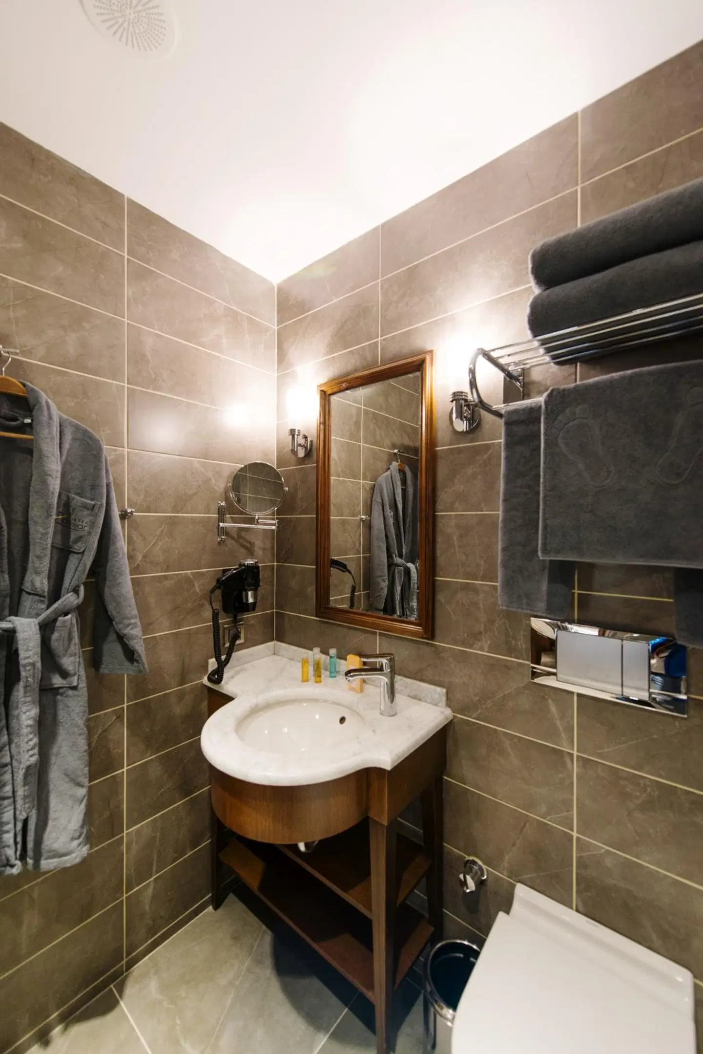 Adelmar Hotel Istenbul Badezimmer