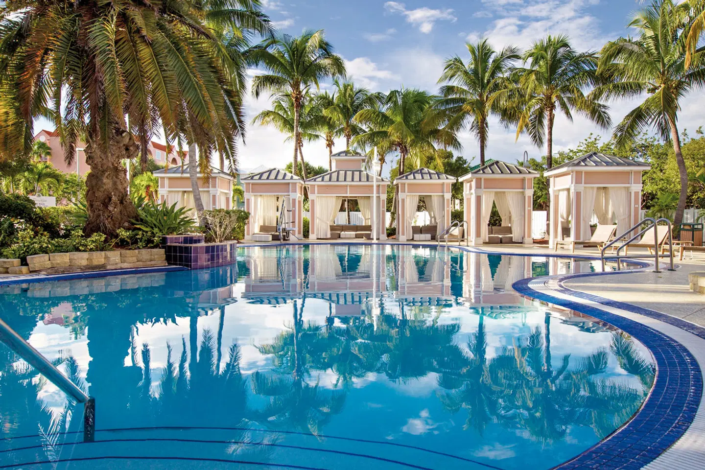 Doubletree Grand Key OUTDOOR_POOL