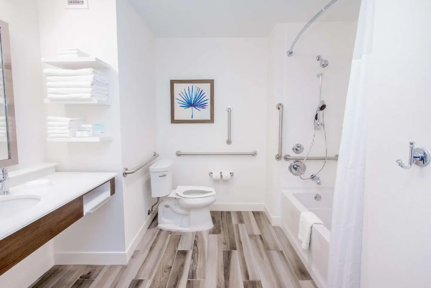 Hampton Inn & Suites Panama City Beach-Beachfront Badezimmer