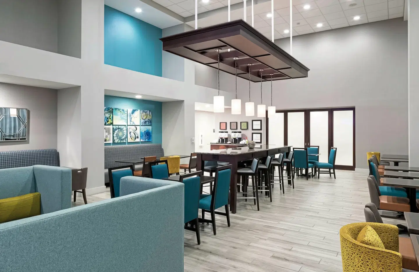 Hampton Inn Panama City Beach Pier Park Area Bar