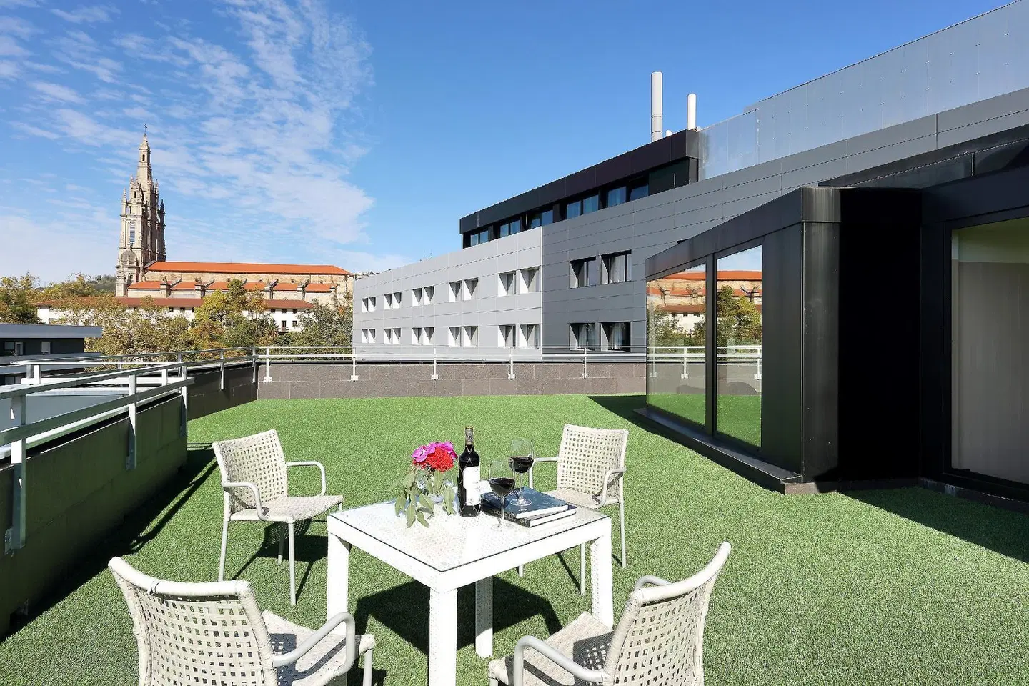 Occidental Bilbao Terrasse