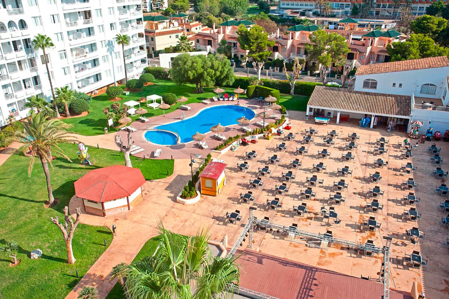 HYB Eurocalas EXTERIOR