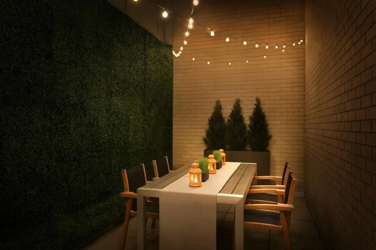 Le Soleil by Executive Hotels Restaurant