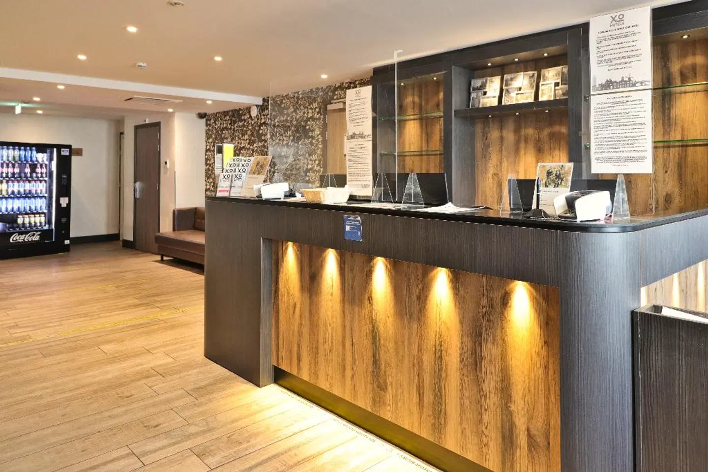 Inner Bar