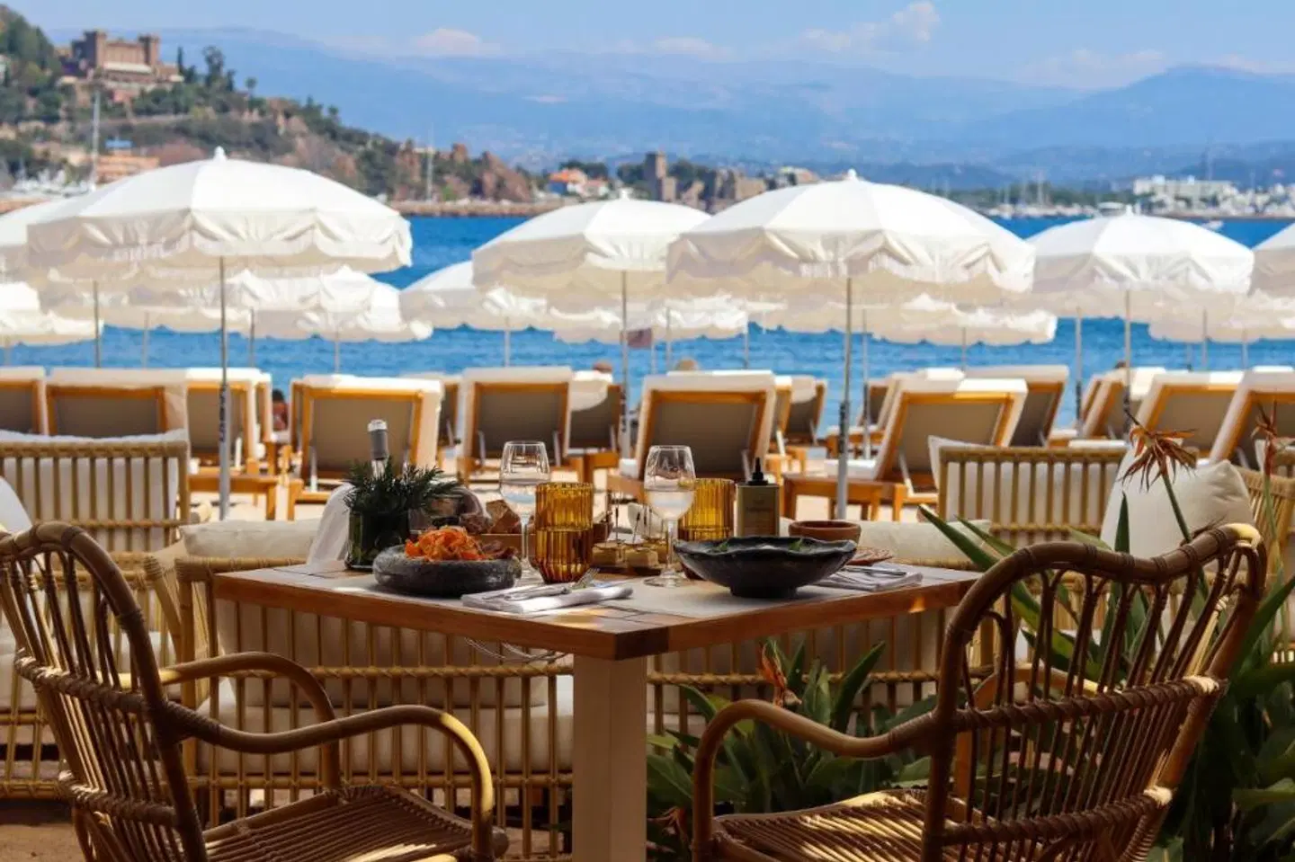 Chateau de Theoule Terrasse