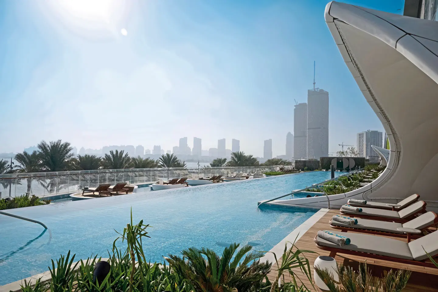 Raffles Doha OUTDOOR_POOL