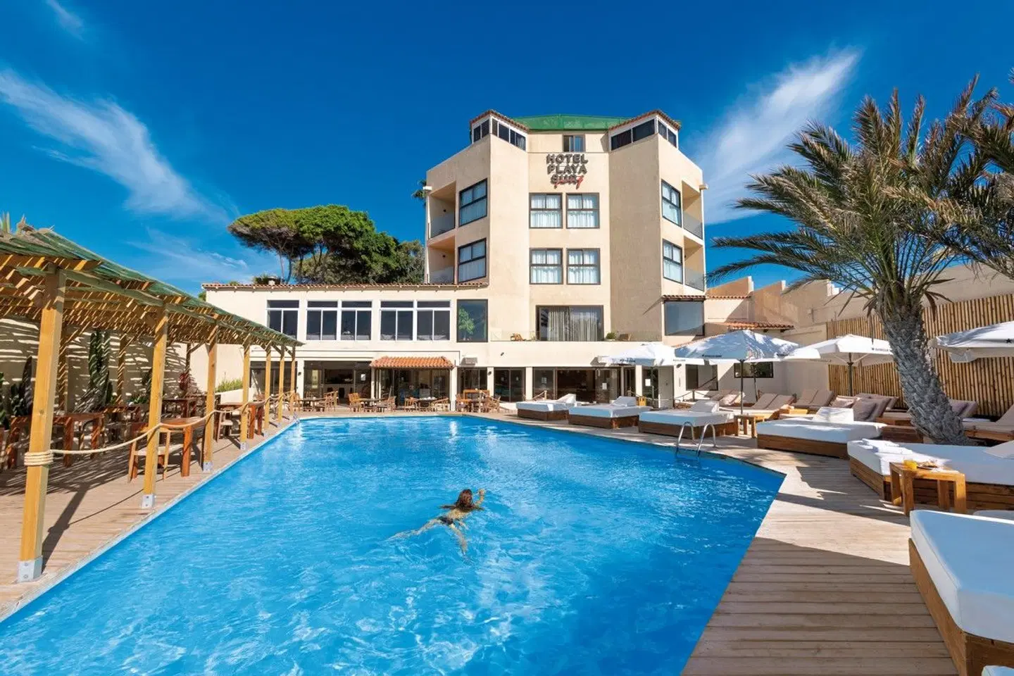 Playa Surf CBbC Hotel OUTDOOR_POOL