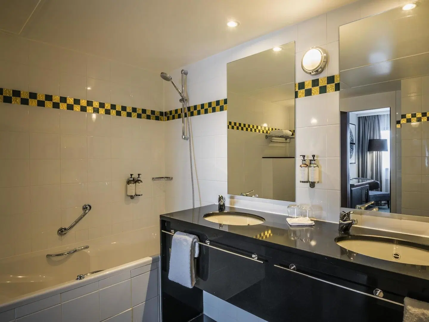 NH Brussels EU Berlaymont Badezimmer