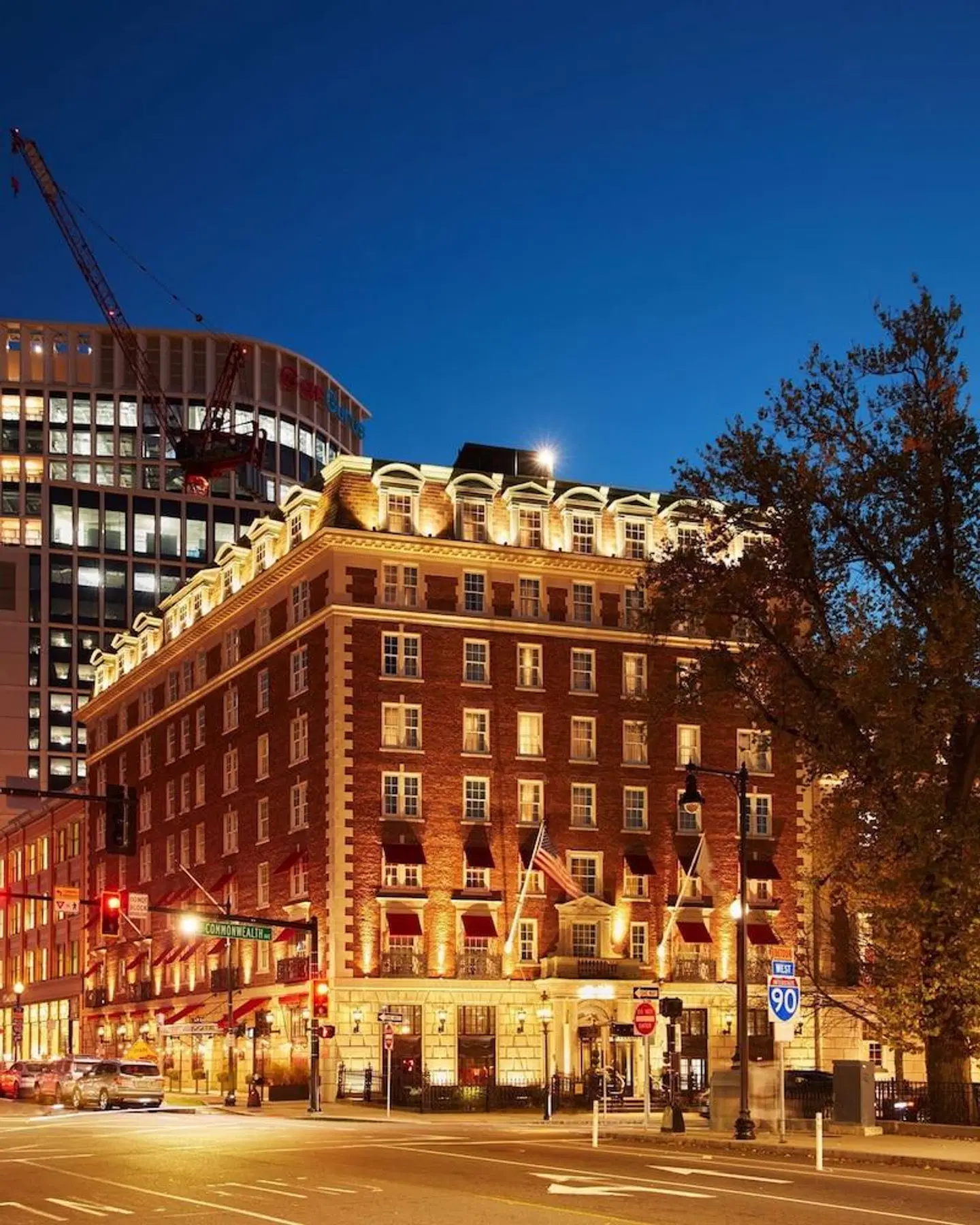 The Eliot Suite Hotel EXTERIOR