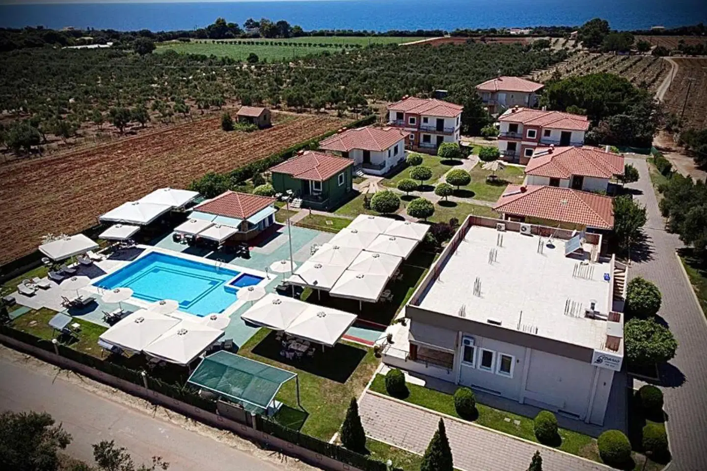 Stomio Villague EXTERIOR