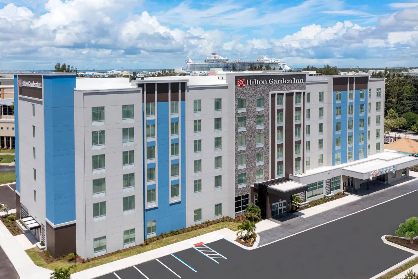 Hilton Garden Inn Cape Canaveral near Cocoa Beach EXTERIOR