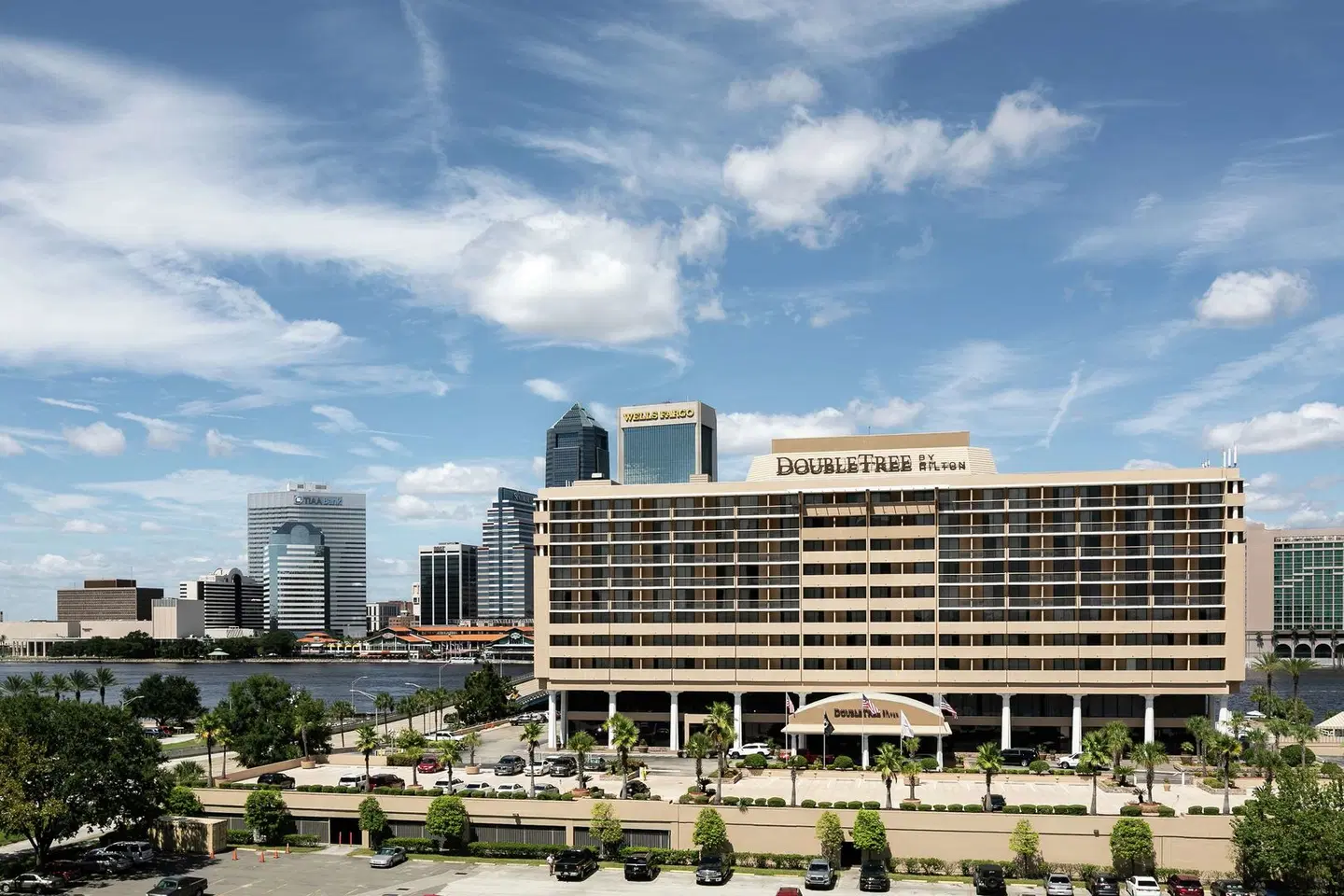 DoubleTree by Hilton Hotel Jacksonville Riverfront EXTERIOR